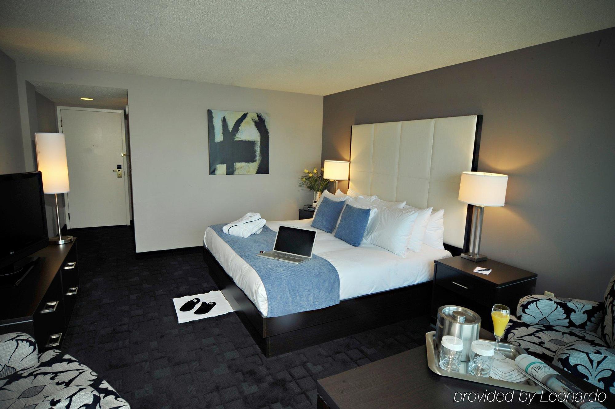 Oyster Point Hotel 3*